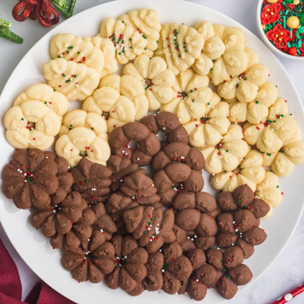 overhead shot of chocolate and vanilla cookies on plate